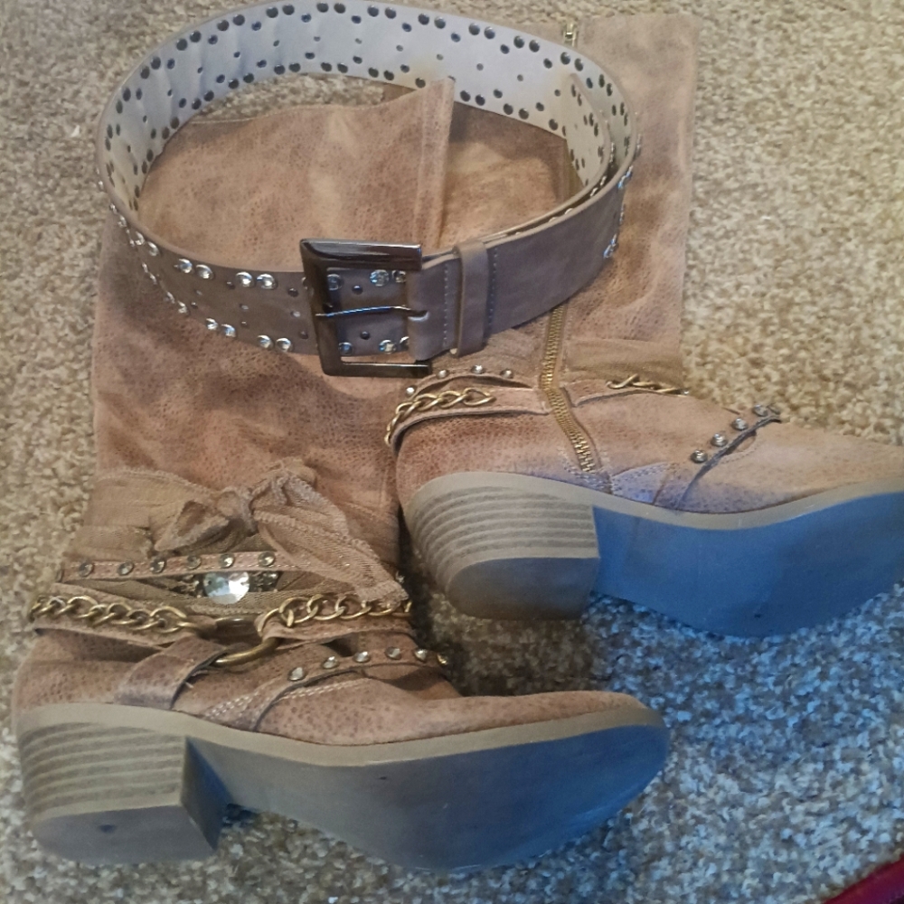 Venus Boots n Belt set